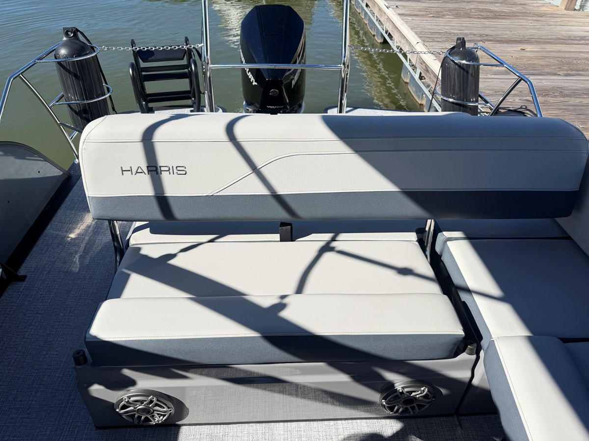 HARRIS GRAND MARINER 230, photo 14