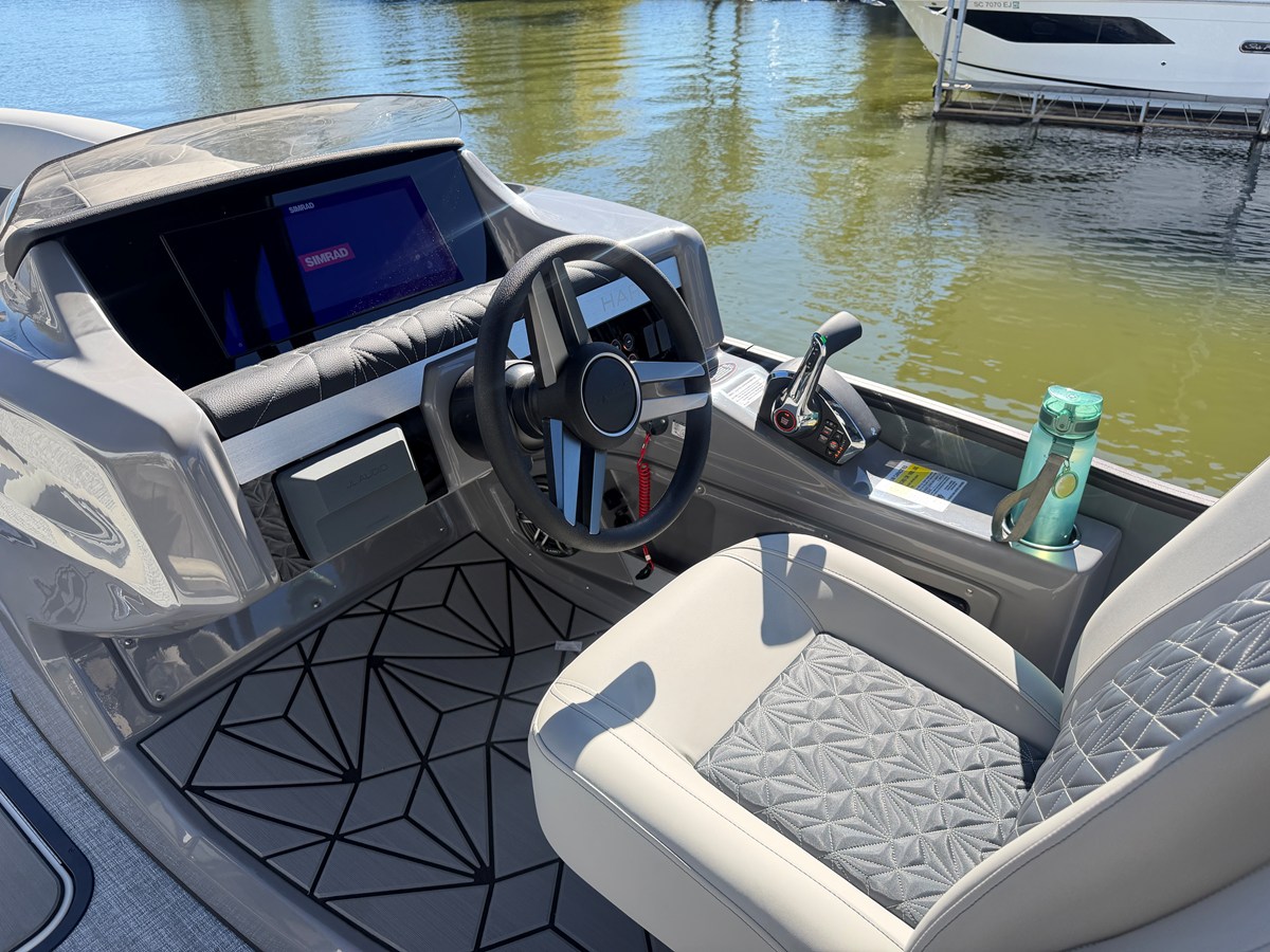 HARRIS GRAND MARINER 230, photo 16