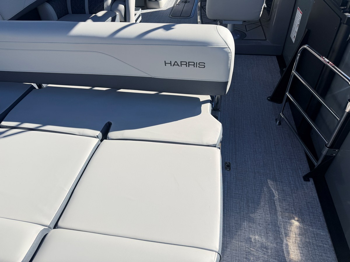 HARRIS GRAND MARINER 230, photo 20