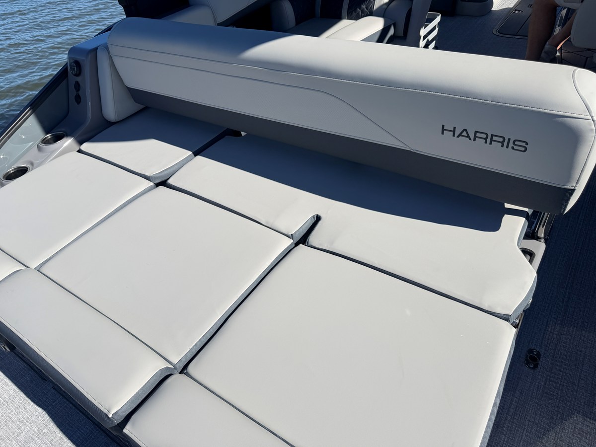 HARRIS GRAND MARINER 230, photo 25