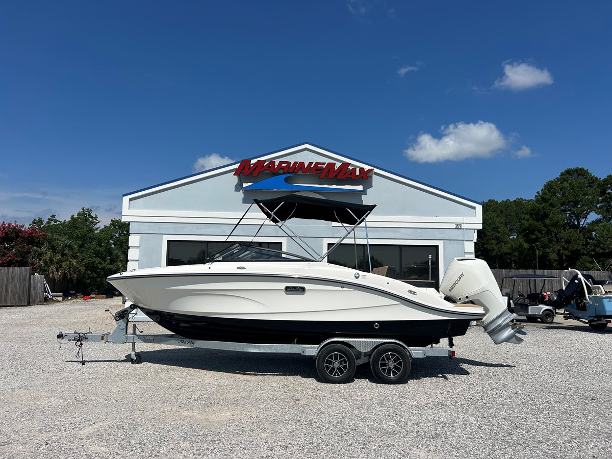 Sea Ray SEA RAY SPX 210 OUTBOARD