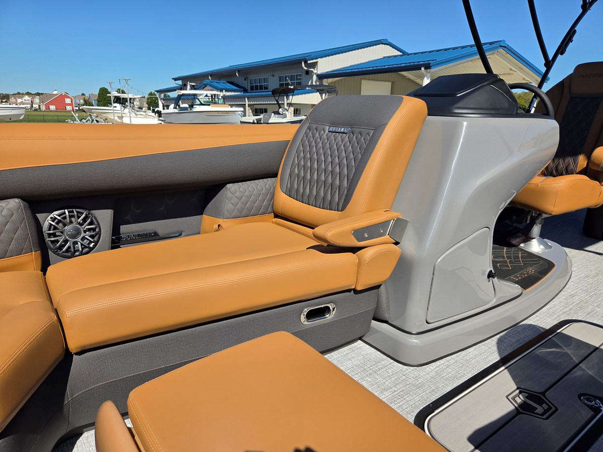 HARRIS SUNLINER 230, photo 12