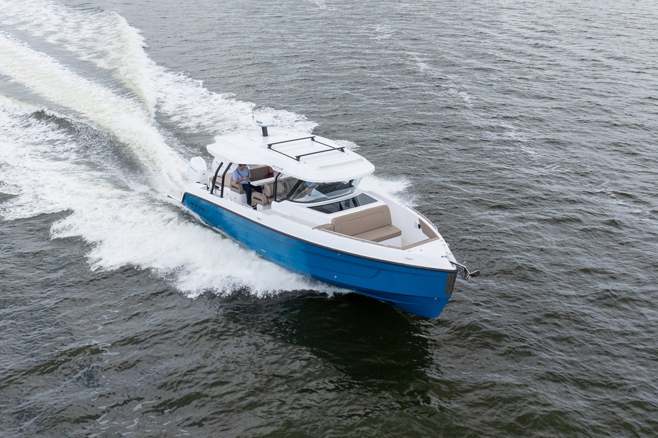 Cruisers Yachts 38 VTR — 2026 Cruisers Yachts 38 VTR — photo 3