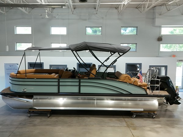 HARRIS CRUISER 230 — 2027 Harris Cruiser 230