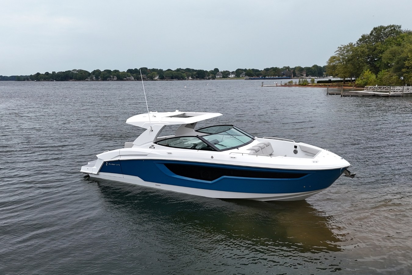 Cruisers Yachts 38 GLS — 2026 Cruisers Yachts 38 GLS — photo 4