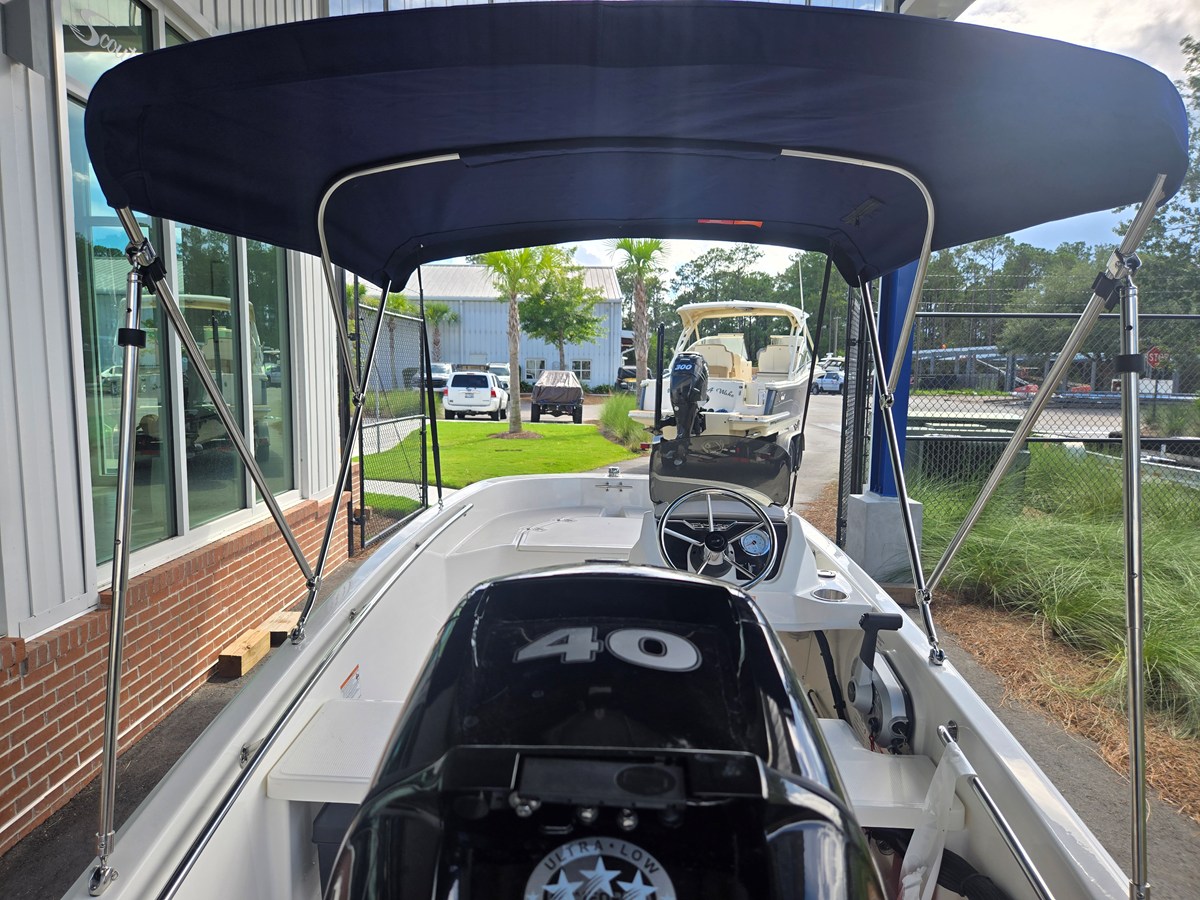 Boston Whaler 130 Super Sport — 2027 Boston Whaler 130 Super Sport — photo 4