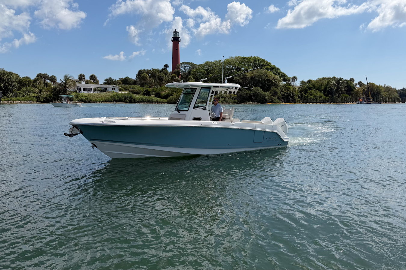 Boston Whaler 280 Outrage — 2026 Boston Whaler 280 Outrage — photo 2