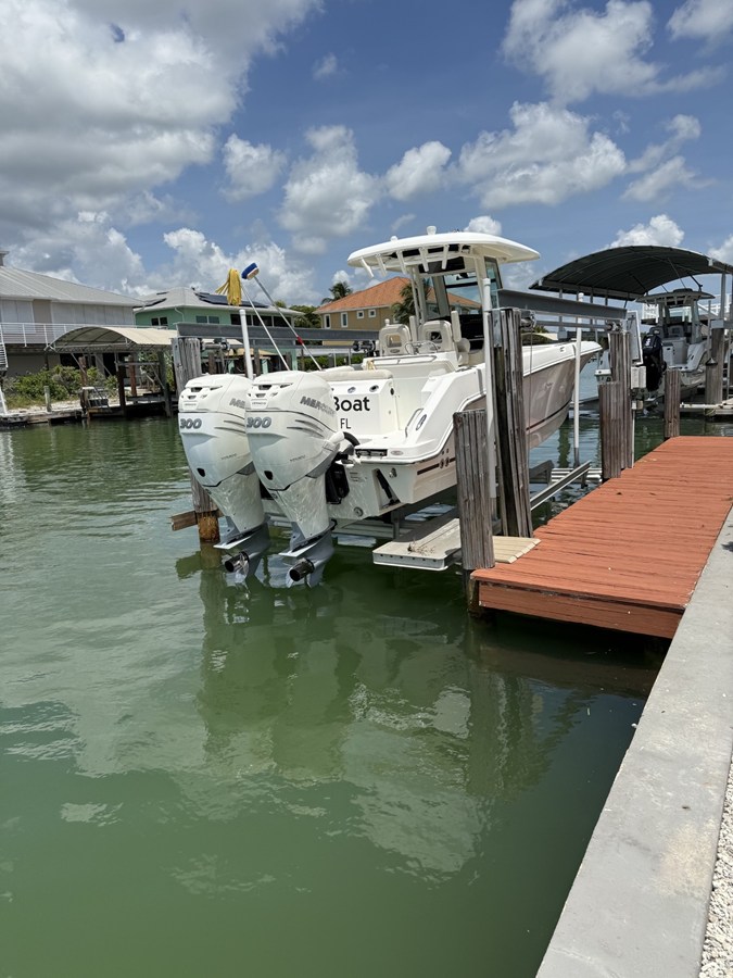 Boston Whaler 280 OUTRAGE — 2018 Boston Whaler 280 Outrage — photo 4