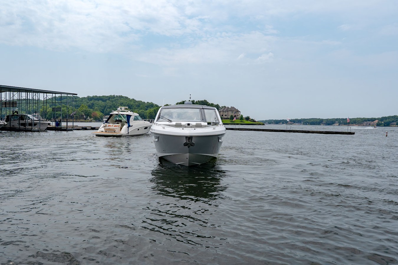 Cruisers Yachts 42 GLS Outboard — 2027 Cruisers Yachts 42 GLS Outboard — fotoğraf 5