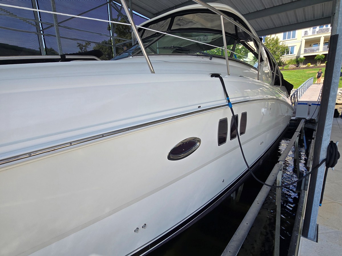Sea Ray 38 Sundancer — 2007 Sea Ray 38 Sundancer — photo 2