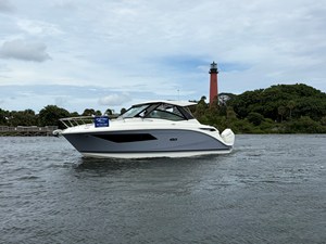 SEA RAY SUNDANCER 320 OUTBOARD