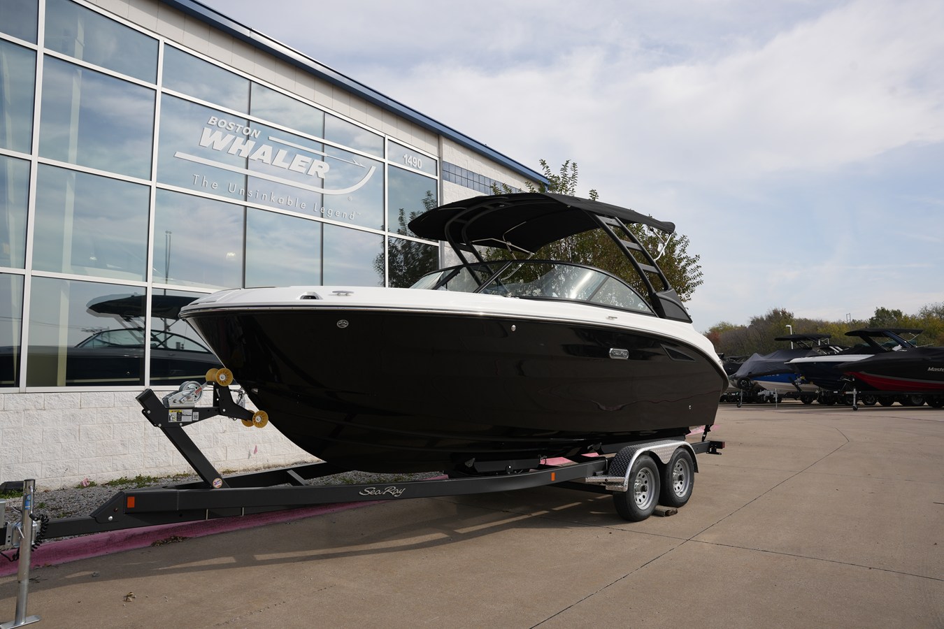 Sea Ray SDX 230 — 2026 Sea Ray SDX 230 — photo 2