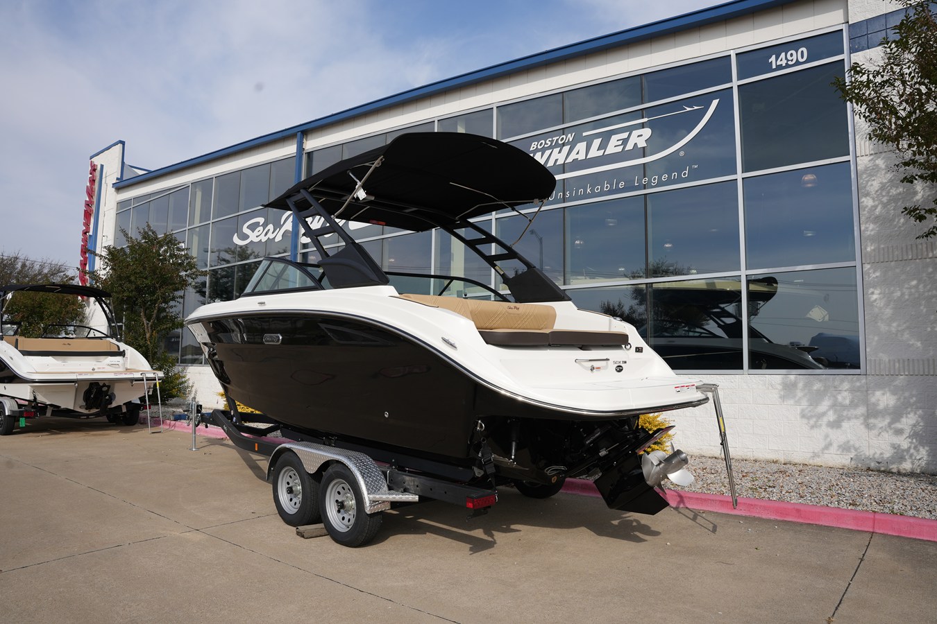 Sea Ray SDX 230 — 2026 Sea Ray SDX 230 — photo 3