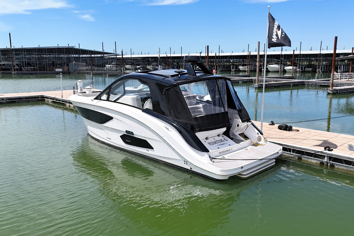 Sea Ray 370 SUNDANCER — 2024 Sea Ray 370 Sundancer — photo 5