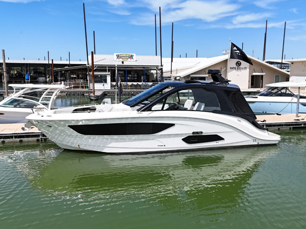 SEA RAY 370 SUNDANCER — 2024 Sea Ray 370 Sundancer