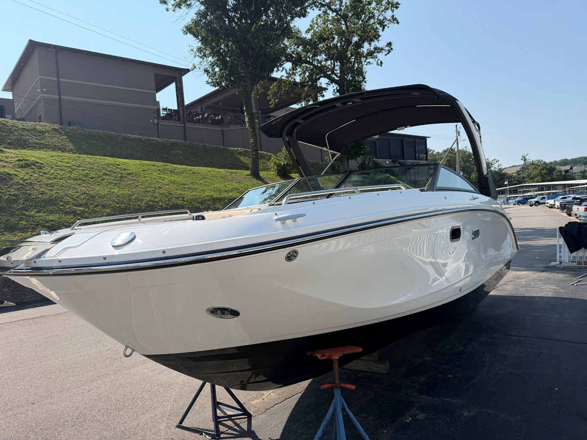 Sea Ray SDX 290 — 2026 Sea Ray SDX 290 — photo 2