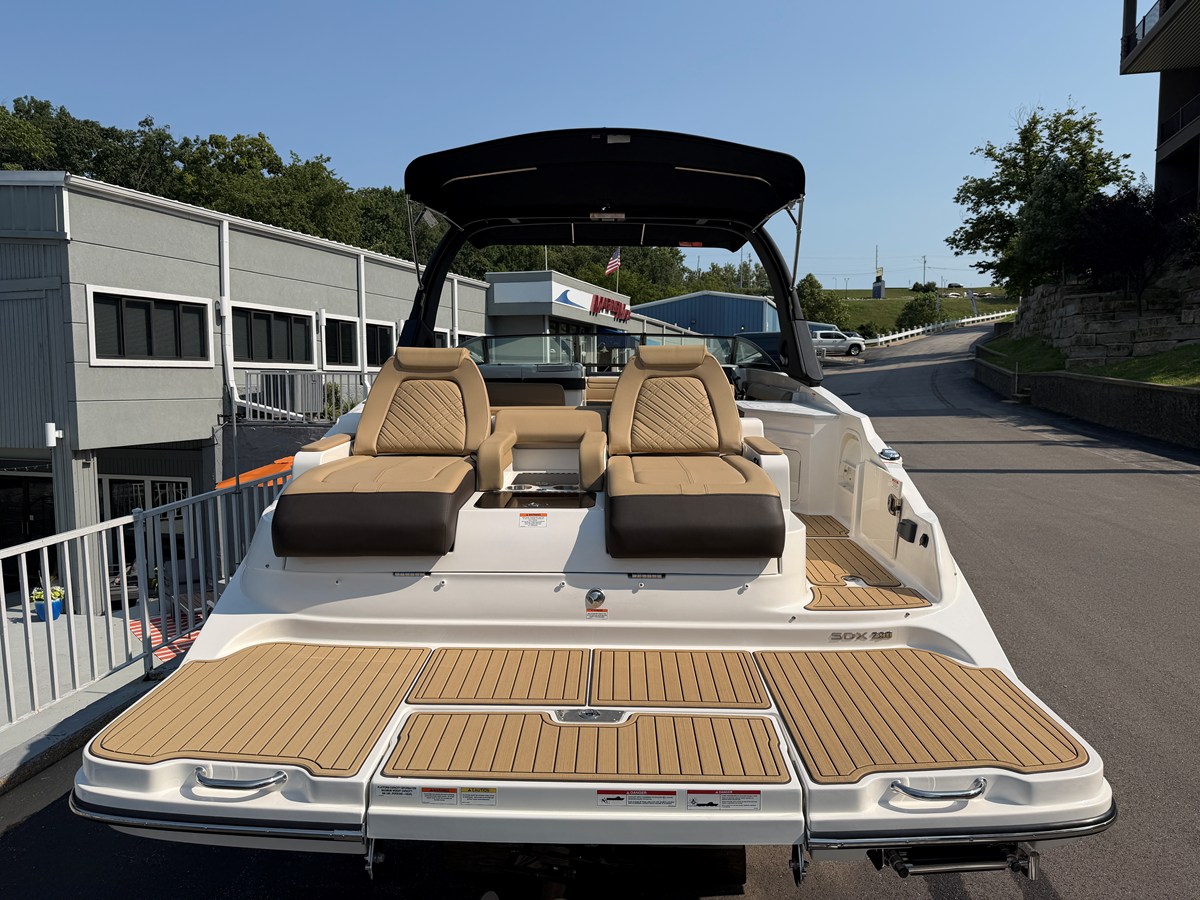 Sea Ray SDX 290 — 2026 Sea Ray SDX 290 — photo 5