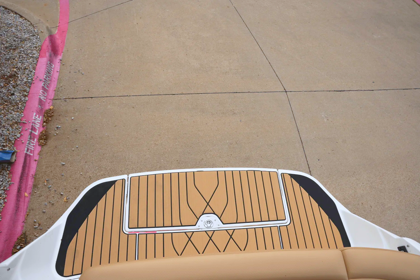 Sea Ray SLX 260 Surf — 2026 Sea Ray SLX 260 Surf — photo 5