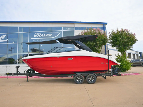 SEA RAY SLX 260 SURF — 2026 Sea Ray SLX 260 Surf