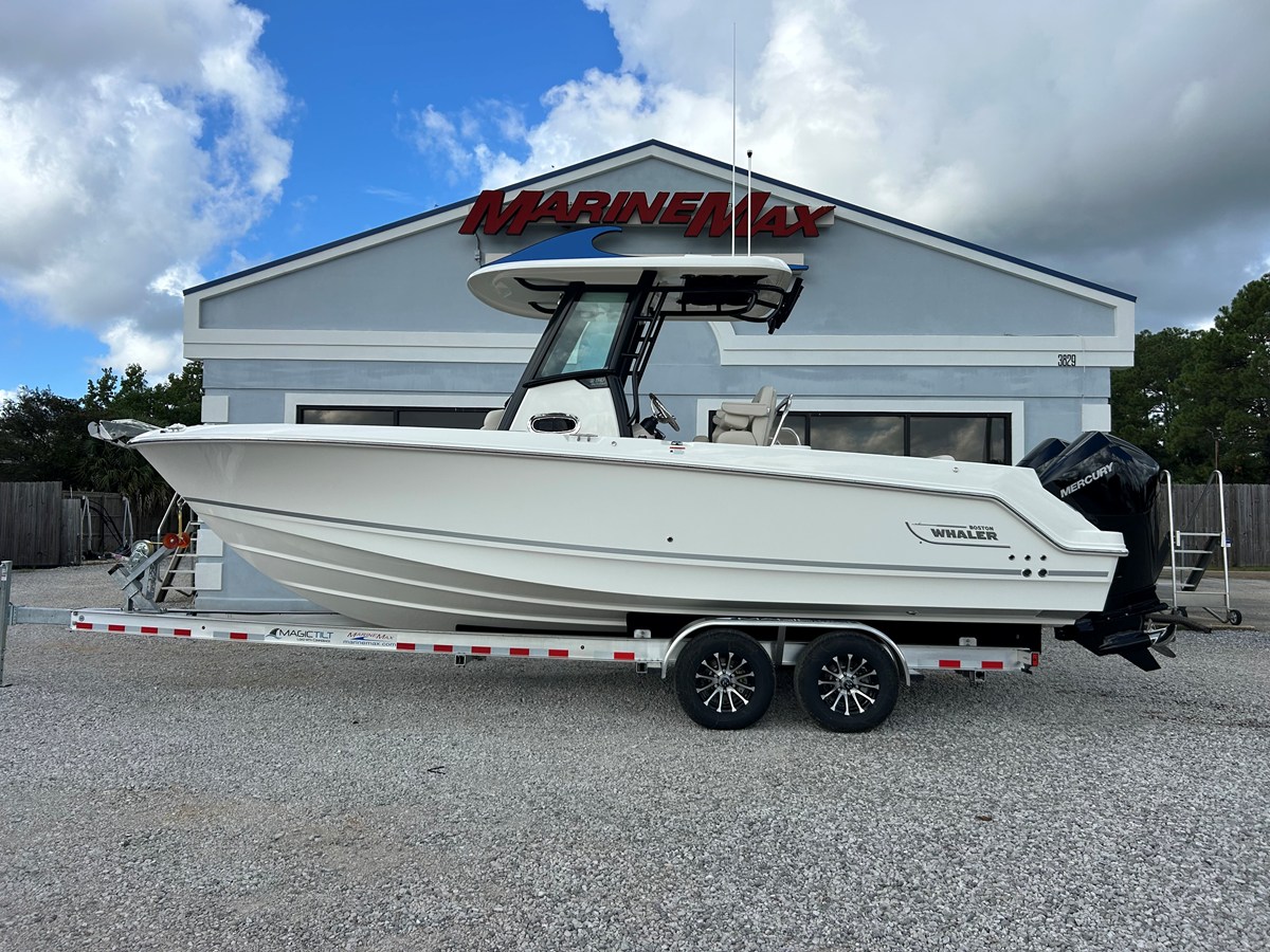 Boston Whaler 250 Outrage — 2027 Boston Whaler 250 Outrage — photo 2