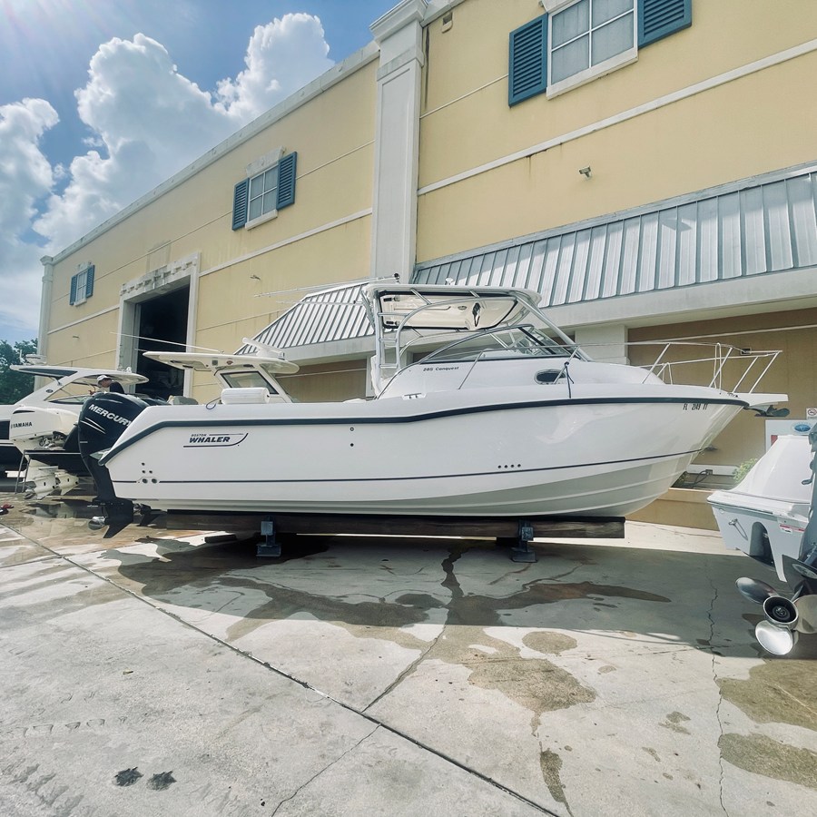 Boston Whaler 285 CONQUEST — 2008 Boston Whaler 285 Conquest — photo 2