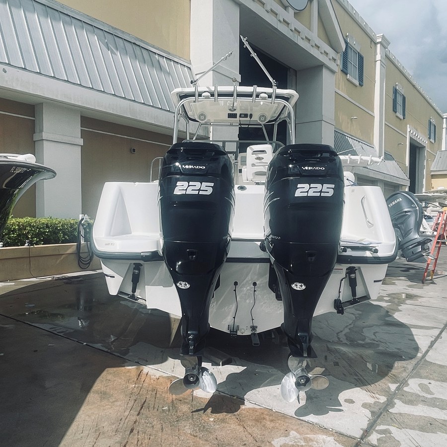 Boston Whaler 285 CONQUEST — 2008 Boston Whaler 285 Conquest — photo 4
