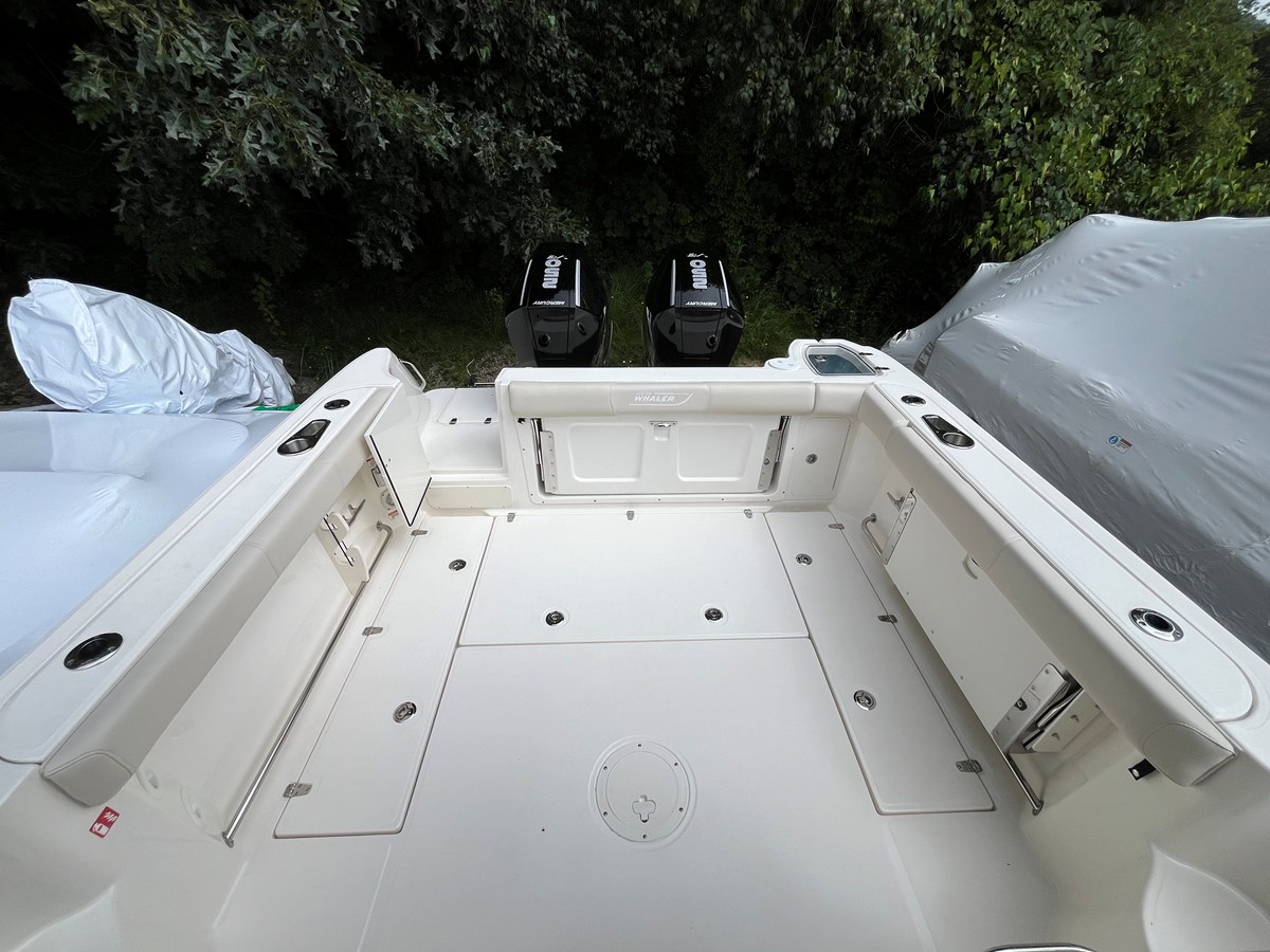 Boston Whaler 285 Conquest — 2027 Boston Whaler 285 Conquest — photo 3
