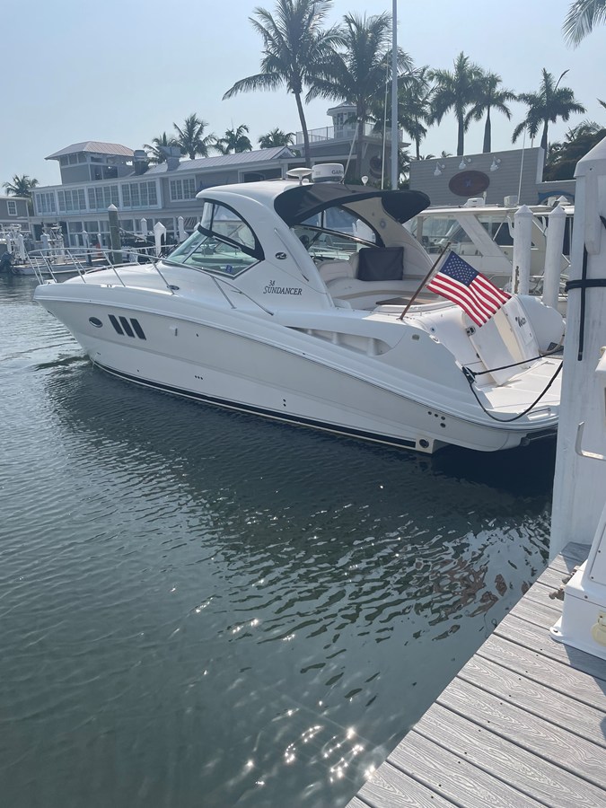 Sea Ray 38 Sundancer — 2008 Sea Ray 38 Sundancer — photo 2