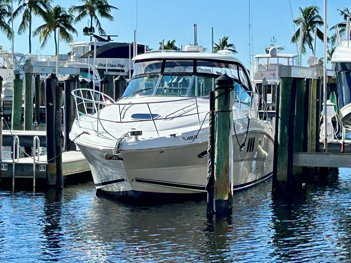 Sea Ray 38 Sundancer — 2008 Sea Ray 38 Sundancer — photo 4