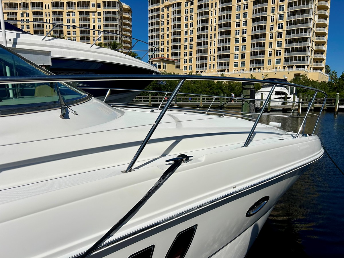 Sea Ray 38 Sundancer — 2008 Sea Ray 38 Sundancer — photo 5