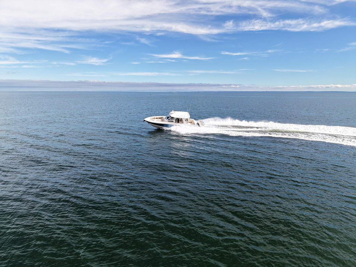 Boston Whaler 350 Realm — 2027 Boston Whaler 350 Realm — photo 4