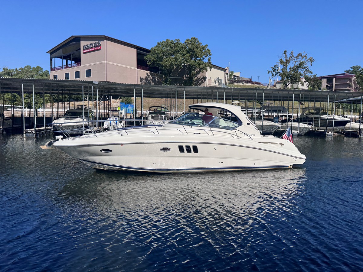 Sea Ray 38 Sundancer — 2007 Sea Ray 38 Sundancer