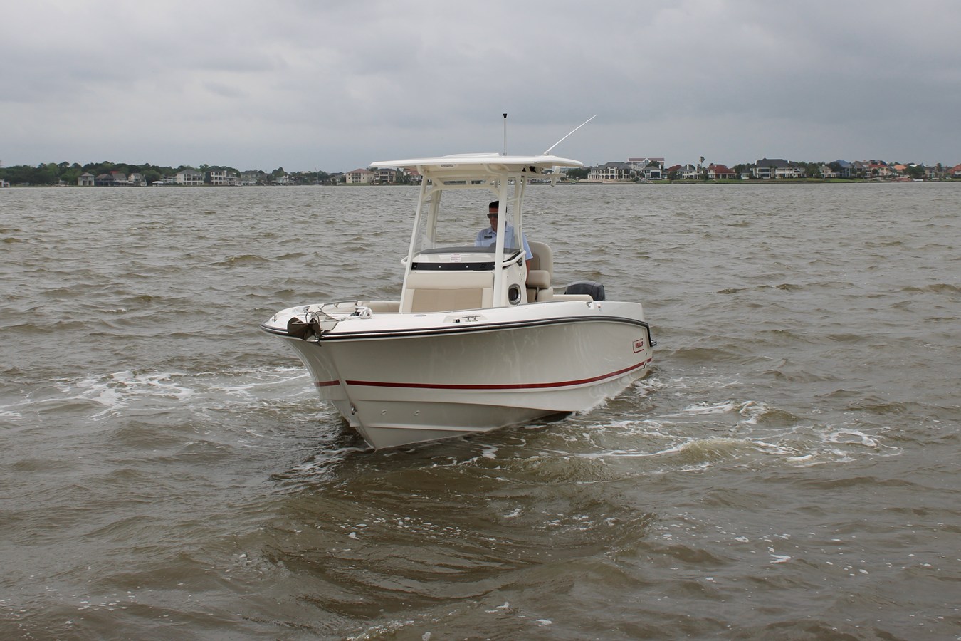 Boston Whaler 230 Outrage — 2026 Boston Whaler 230 Outrage — photo 3