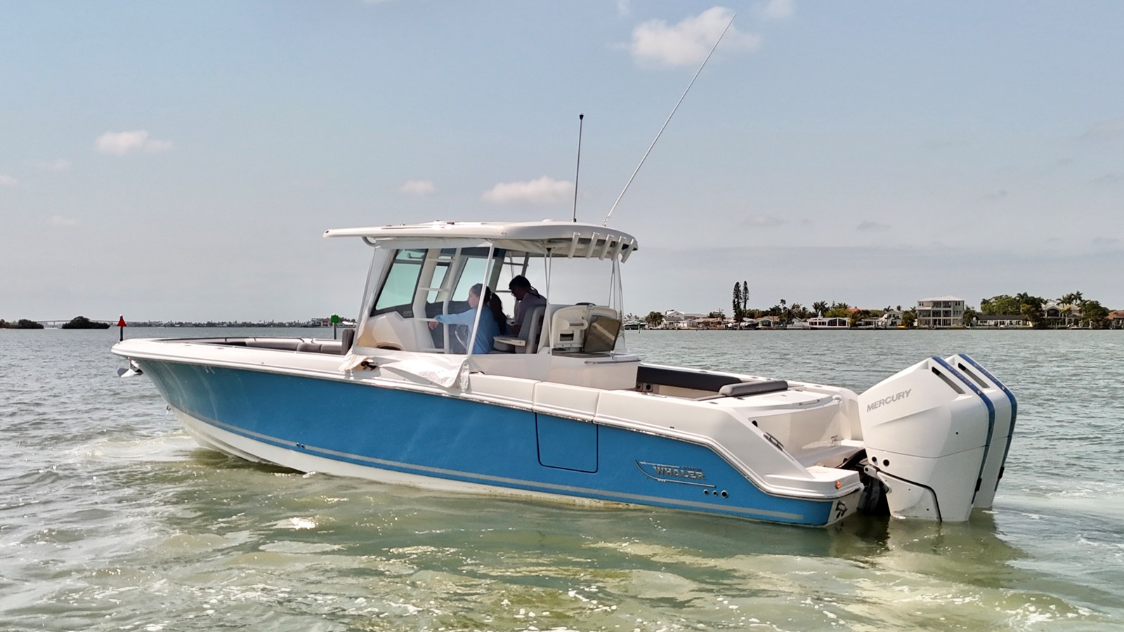 Boston Whaler 330 Outrage — 2026 Boston Whaler 330 Outrage — photo 4