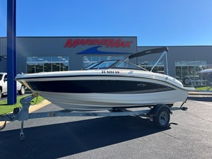 SEA RAY 190 SPX