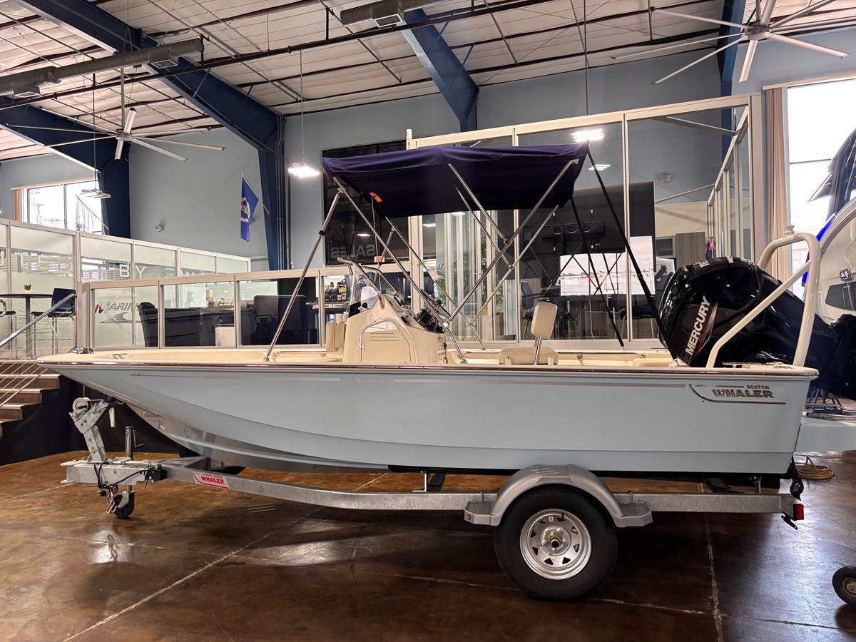 Boston Whaler 170 Montauk — 2027 Boston Whaler 170 Montauk
