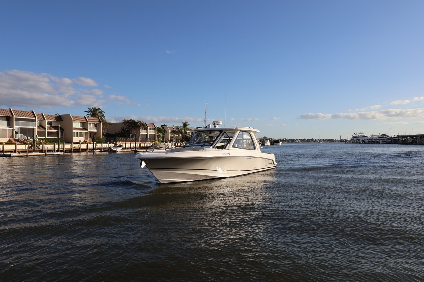 Boston Whaler 380 Realm — 2019 Boston Whaler 380 Realm — photo 3