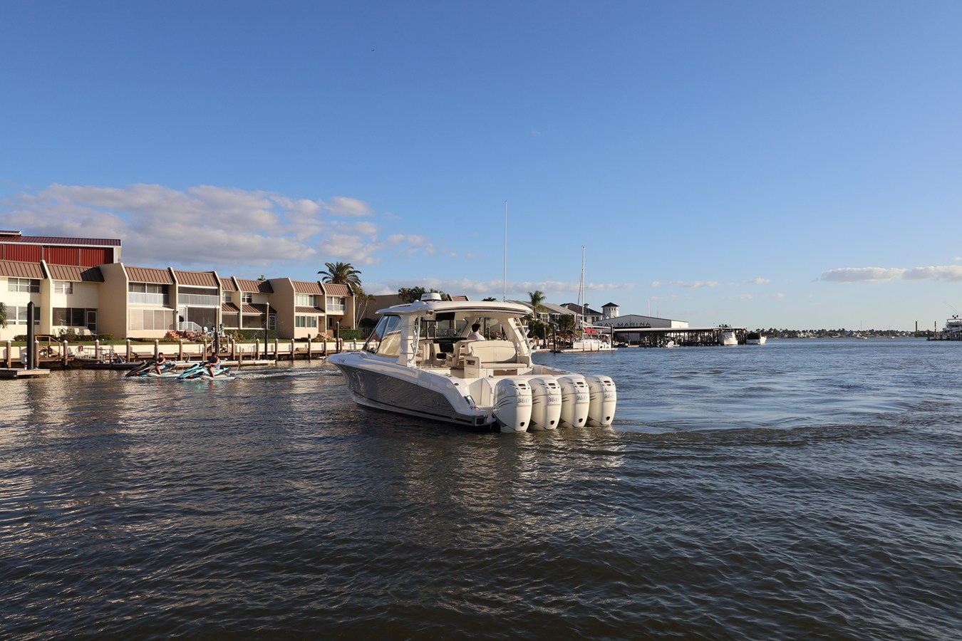 Boston Whaler 380 Realm — 2019 Boston Whaler 380 Realm — photo 5