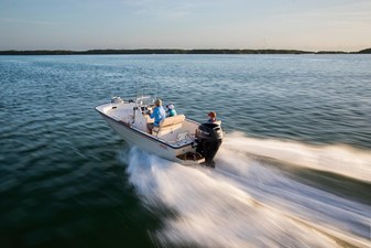 BOSTON WHALER 170 MONTAUK