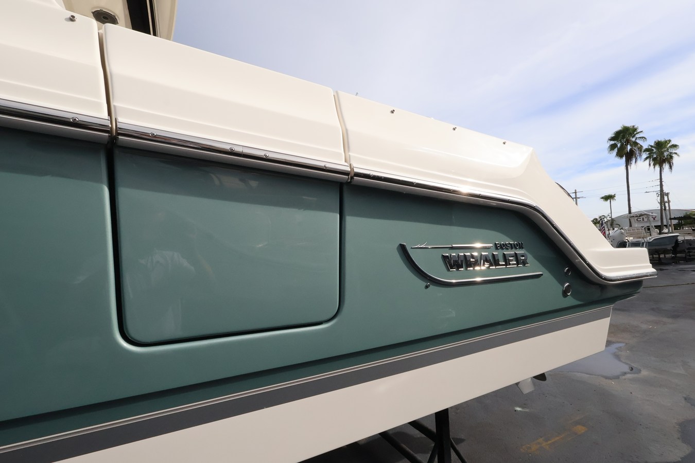 Boston Whaler 280 Vantage — 2027 Boston Whaler 280 Vantage — photo 3