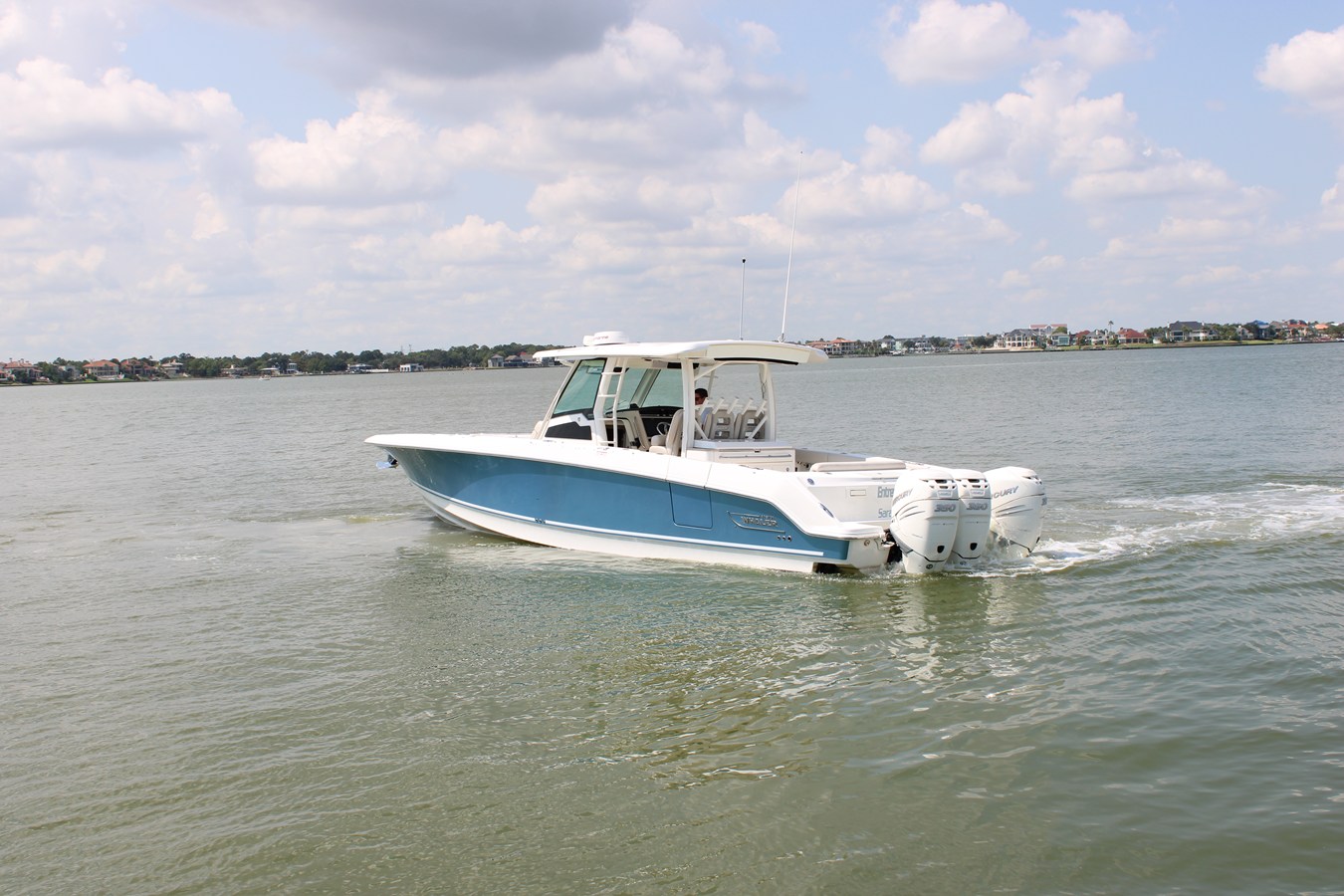 Boston Whaler 380 OUTRAGE — 2018 Boston Whaler 380 Outrage — photo 5