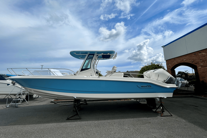 BOSTON WHALER 280 DAUNTLESS — 2025 Boston Whaler 280 Dauntless