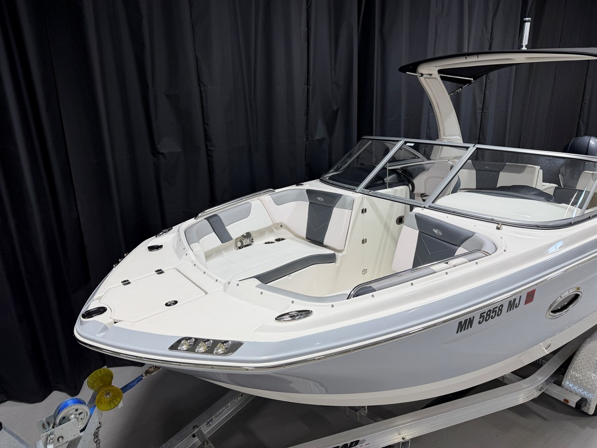 Chaparral 230 SUNCOAST — 2019 Chaparral 230 Suncoast — fotoğraf 5