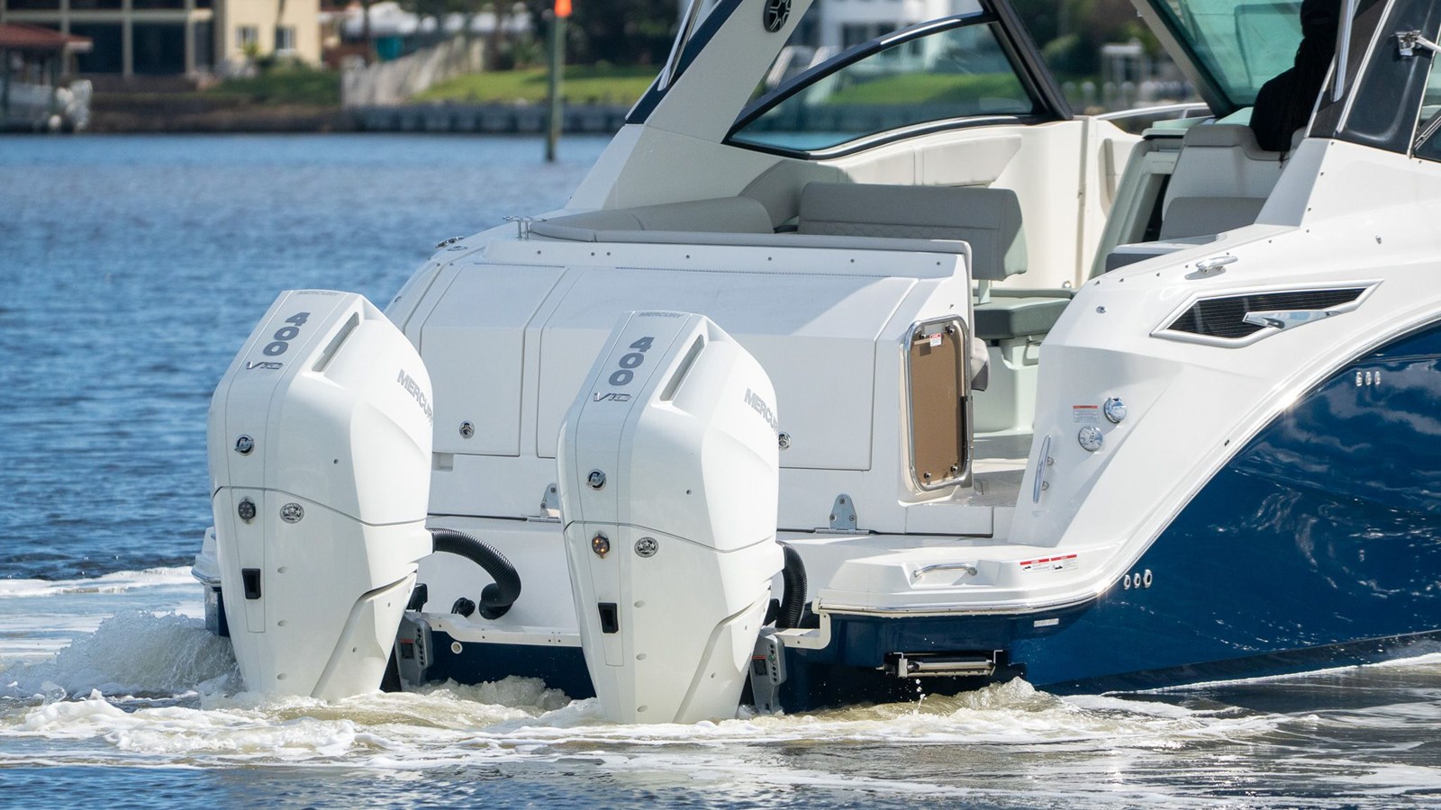 Sea Ray Sundancer 320 Outboard — 2026 Sea Ray Sundancer 320 Outboard — fotoğraf 5