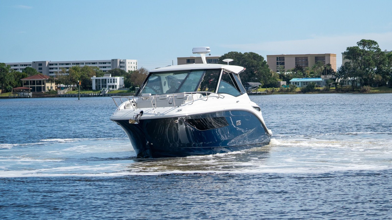 Sea Ray Sundancer 320 Outboard — 2026 Sea Ray Sundancer 320 Outboard — fotoğraf 3