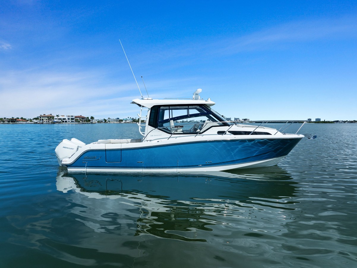 Boston Whaler 325 CONQUEST — 2023 Boston Whaler 325 Conquest