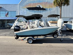 BOSTON WHALER 130 SUPER SPORT