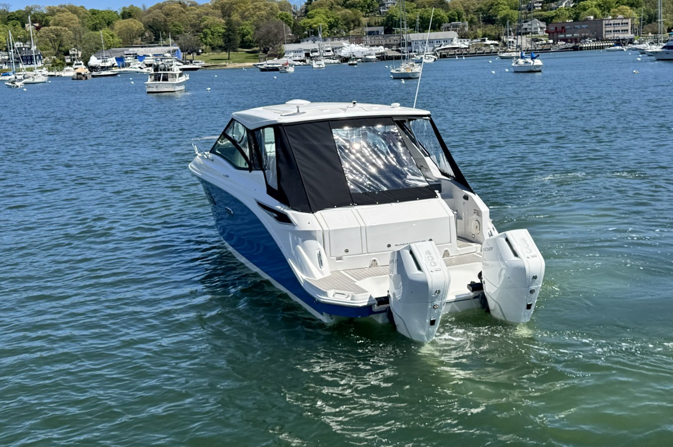 Sea Ray Sundancer 320 Outboard — 2026 Sea Ray Sundancer 320 Outboard — fotoğraf 4