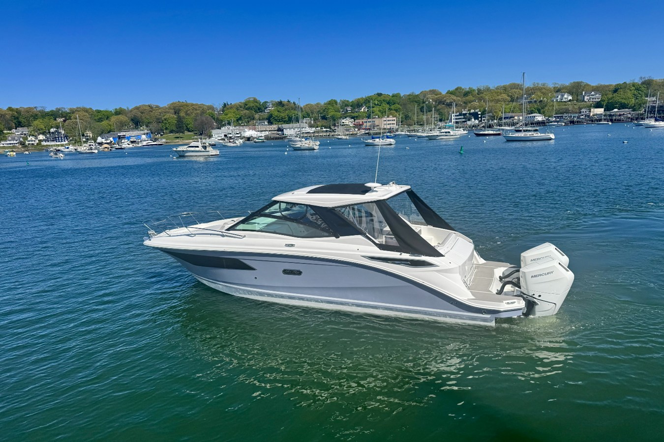 Sea Ray Sundancer 320 Outboard — 2026 Sea Ray Sundancer 320 Outboard — fotoğraf 3