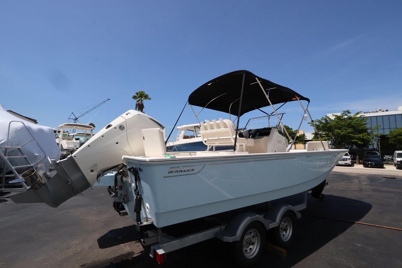 Boston Whaler 210 Montauk — 2027 Boston Whaler 210 Montauk — fotoğraf 3